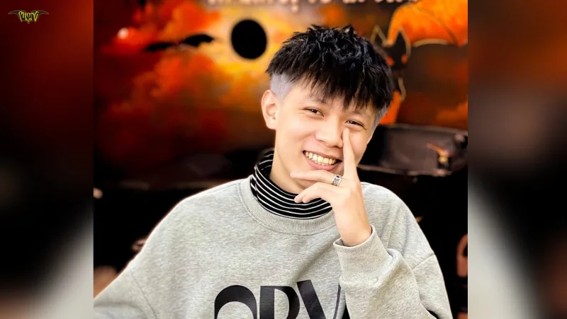 Uốn Fly
Diamond
